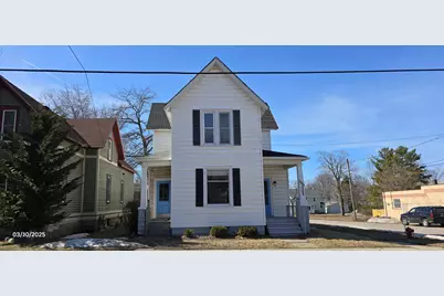 200 Washington Street #2, Manistee, MI 49660 - Photo 1