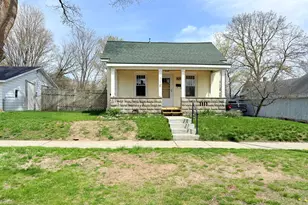 112 W Church Ave, Reed City, MI 49677 - Photo 1