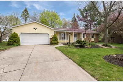 4315 Castle Drive SE, Grand Rapids, MI 49546 - Photo 1