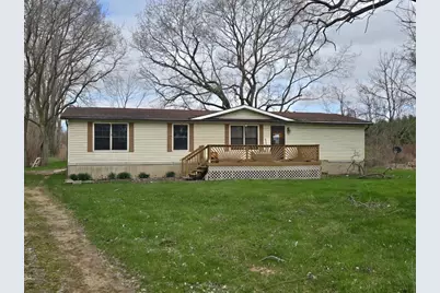 6201 N Lakeshore Road, Deckerville, MI 48427 - Photo 1