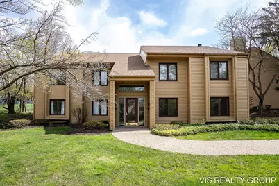 300 Farington Boulevard #2, Holland, MI 49423 - Photo 1