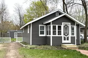 1225 Francis Ave, Muskegon, MI 49442 - Photo 1