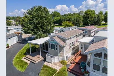 875 E Wells Street #16, South Haven, MI 49090 - Photo 1