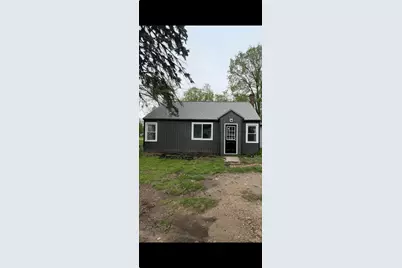 305 W High Street, Ovid, MI 48866 - Photo 1