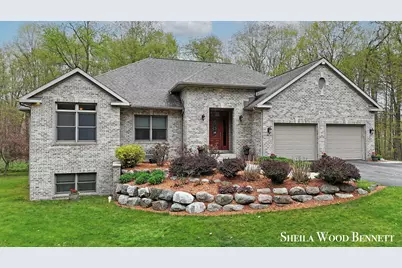 903 10 Mile Road NW, Sparta, MI 49345 - Photo 1