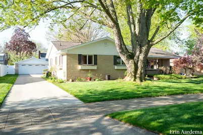 314 W 30th Street, Holland, MI 49423 - Photo 1