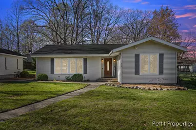 604 E Lowell Street, Ludington, MI 49431 - Photo 1