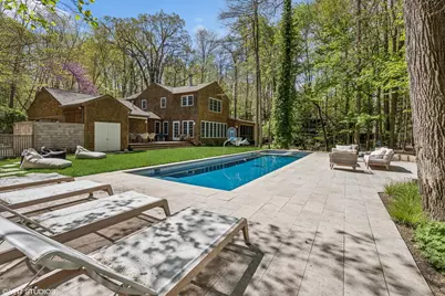 13760 Swan's Way, Harbert, MI 49115 - Photo 1