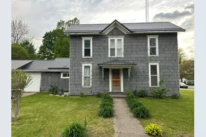 318 E Linden Street, Hartford, MI 49057 - Photo 1