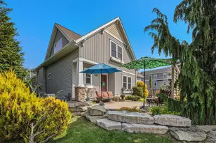 7251 E Beach Dr, South Haven, MI 49090 - Photo 1