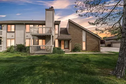 5406 Carol Run W, West Bloomfield, MI 48322 - Photo 1