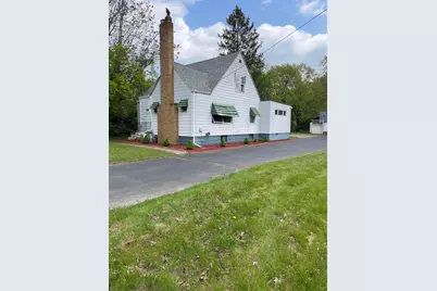 1549 Broadway, Benton Harbor, MI 49022 - Photo 1