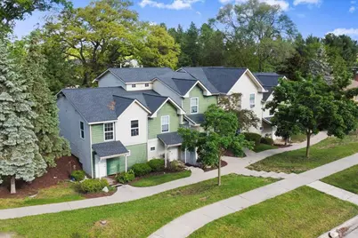 2951 Vineland Avenue SE, Grand Rapids, MI 49508 - Photo 1