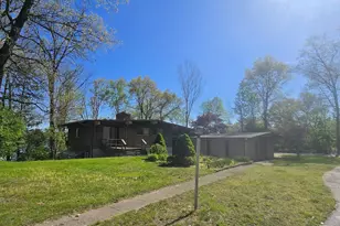 816 Browns Lake Rd, Jackson, MI 49203 - Photo 1