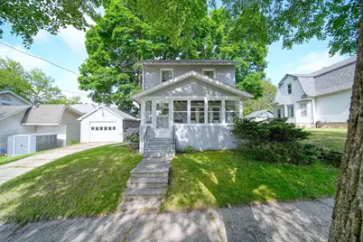 704 Lincoln Street, Jackson, MI 49202 - Photo 1