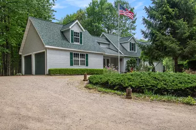 59010 26th Avenue, Bangor, MI 49013 - Photo 1