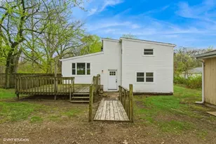 249 Higgins St, Niles, MI 49120 - Photo 1