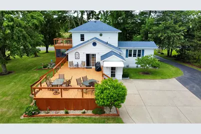 8595 E Napier Avenue, Benton Harbor, MI 49022 - Photo 1