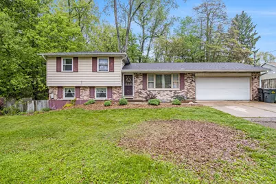330 Roxbury Lane, Battle Creek, MI 49017 - Photo 1