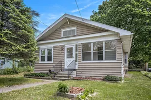 40 Eldredge St, Battle Creek, MI 49037 - Photo 1