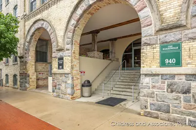 940 Monroe Avenue NW #528, Grand Rapids, MI 49503 - Photo 1