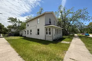 391 Monroe Ave, Muskegon, MI 49441 - Photo 1
