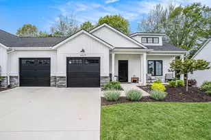 6617 Sheldon Crossing Dr, Hudsonville, MI 49426 - Photo 1