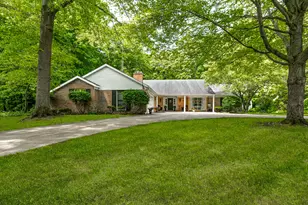 4396 Laurel Dr, Saint Joseph, MI 49085 - Photo 1