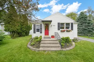 912 Gerald Ave, Jackson, MI 49203 - Photo 1