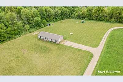 532 48th Street, Grand Junction, MI 49056 - Photo 1