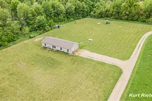 532 48th St, Grand Junction, MI 49056 - Photo 1