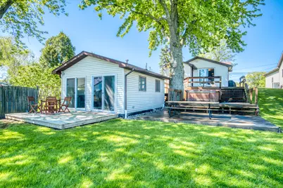 6132 W Houghton Lake Drive, Houghton Lake, MI 48629 - Photo 1