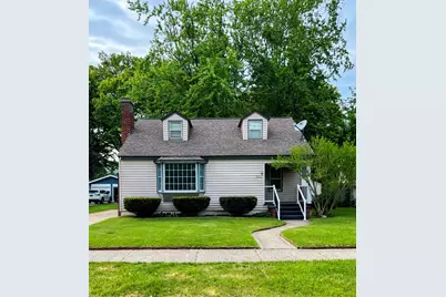 1206 Mills Avenue, Muskegon, MI 49445 - Photo 1