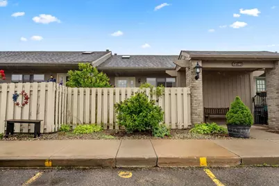 62340 Arlington Circle #5, South Lyon, MI 48178 - Photo 1