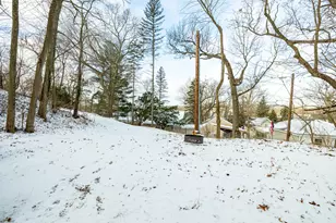 11133 Hillside, Pinckney, MI 48169 - Photo 1