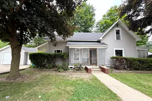 24 S Main St, Quincy, MI 49082 - Photo 1