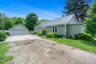 1027 E Railroad St, Hastings, MI 49058 - Photo 1