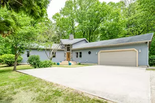 4077 Pine Wood Dr, Benton Harbor, MI 49022 - Photo 1