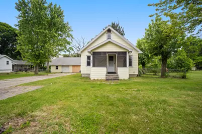 807 Winifred Street, Jackson, MI 49202 - Photo 1