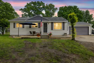 3618 Grape Avenue NE, Grand Rapids, MI 49525 - Photo 1