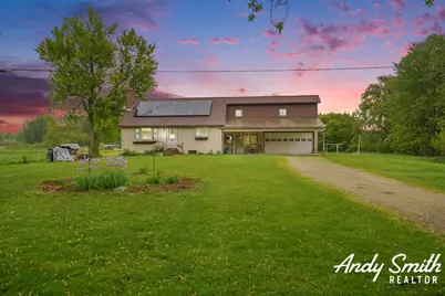 9386 N Vandecar Road, Farwell, MI 48622 - Photo 1