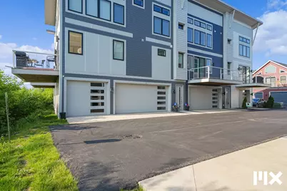 627 Fairview Avenue NE #2, Grand Rapids, MI 49503 - Photo 1