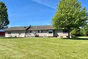 5781 S Waldron Rd, Pittsford, MI 49271 - Photo 1