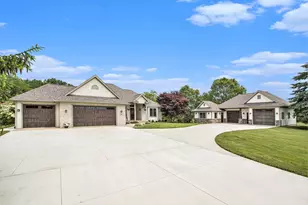 22564 Vineyard Cir, Mattawan, MI 49071 - Photo 1