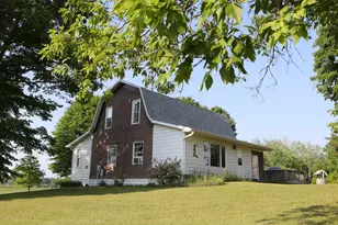 10750 B Gravel Ridge Rd, Lakeview, MI 48850 - Photo 1