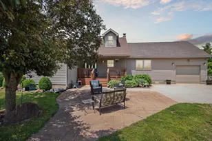 1741 N Bunn Rd, Hillsdale, MI 49242 - Photo 1