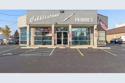 367 E Lakewood Boulevard, Holland, MI 49424 - Photo 1