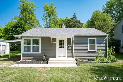206 Fairview Street, Greenville, MI 48838 - Photo 1