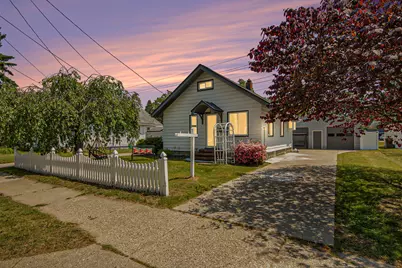 4904 Walton Avenue SW, Grand Rapids, MI 49548 - Photo 1