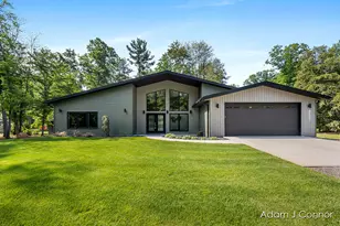 13330 Rich St, Grand Haven, MI 49417 - Photo 1